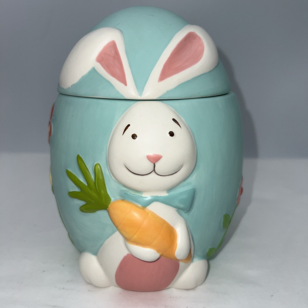 2010 Jelly Bean Candy Ceramic‎ Blue Egg Carrot Bunny Jar w Lid Easter